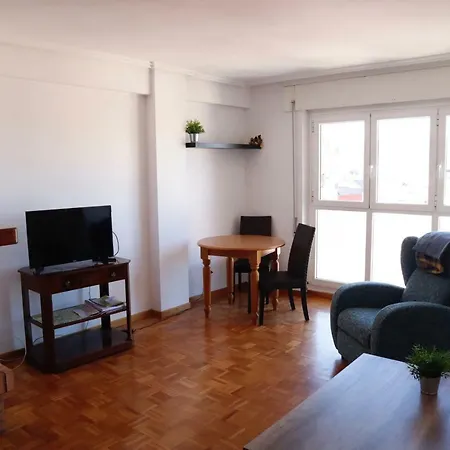Piso Amplio, Centrico Y Con Vistas A Pena Oroel Хака